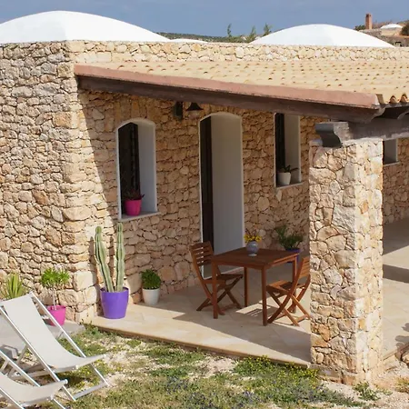 Dammusi Lampedusazzurra Сasa de vacaciones Lampedusa